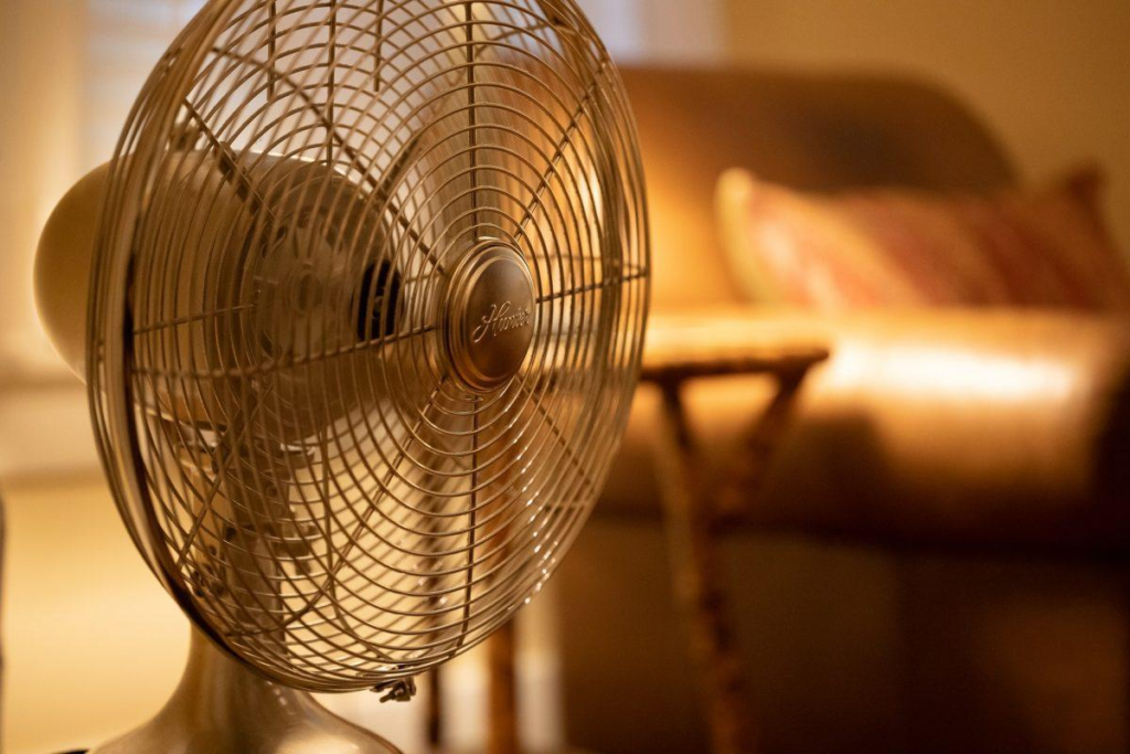 ¿Cómo hacer para que el aire del ventilador salga frío?, la ciencia tiene la respuesta