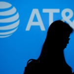 AT&T investiga publicación de datos de millones de clientes en la ‘dark web’